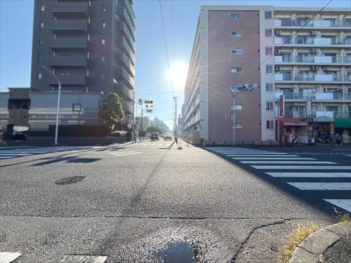 北東側前面道路①