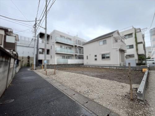 現地：左側（2025年10月撮影）