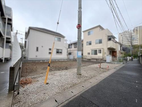 現地：左側（2025年10月撮影