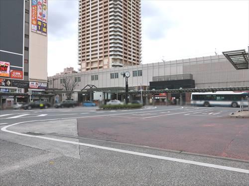 総武線「市川」駅