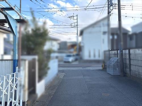 前面道路2（2025年12月撮影）