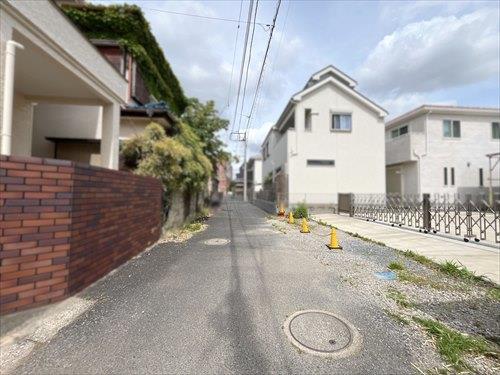 前面道路（2026年5月撮影）