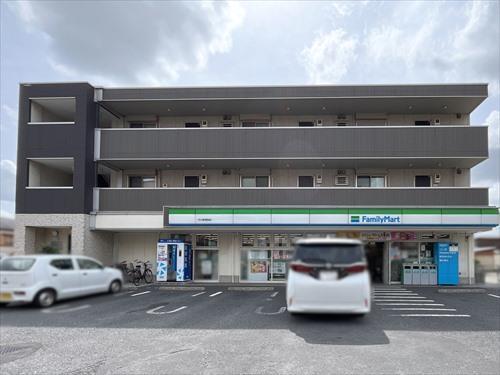 ファミリーマート市川東菅野店160m