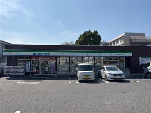 ファミリーマート860m