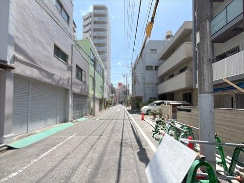 前面道路（2026年4月撮影）