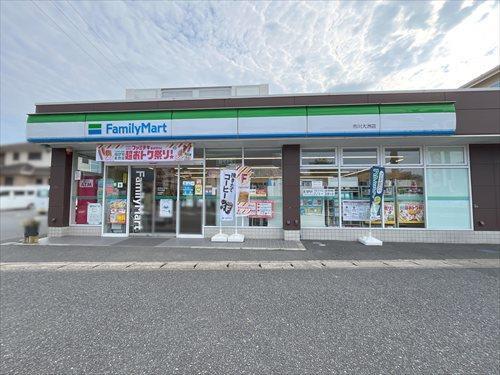 ファミリーマート市川大洲店200m