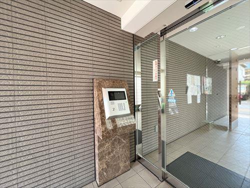 エントランスホール