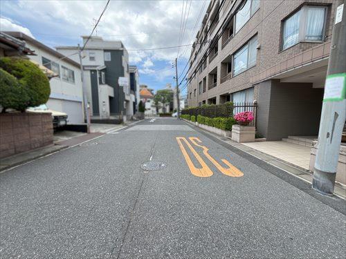 前面道路（2026年5月撮影）