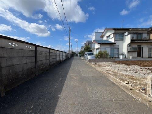 前面道路（2026年9月撮影）