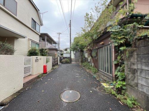 前面道路（2026年9月撮影）