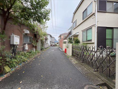 前面道路（2026年9月撮影）