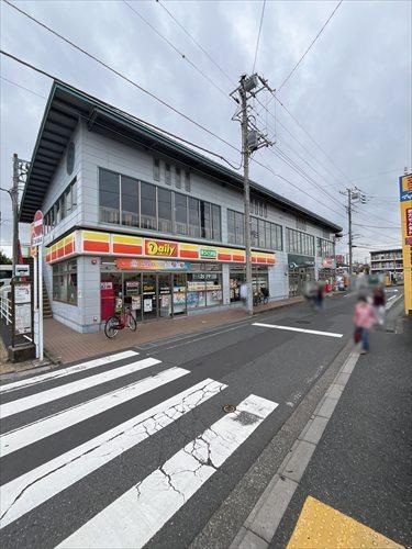 デイリーヤマザキ船橋法典駅前店 400m