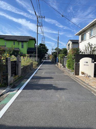 前面道路(2026年10月撮影) 前面道路(2026年10月撮影)