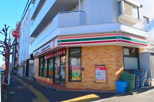 セブンイレブン馬事公苑店まで270ｍ