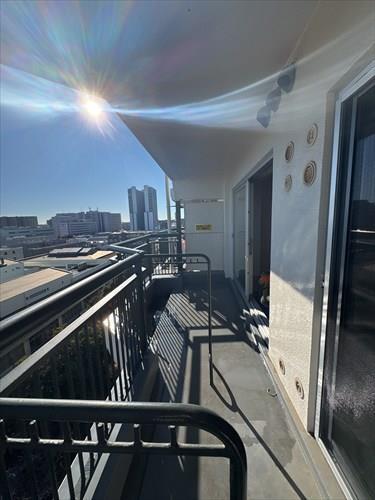 東側バルコニー