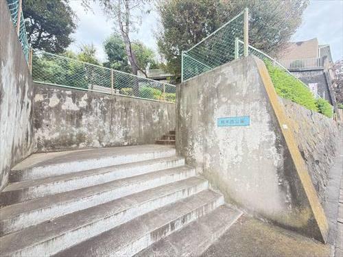 岡本西公園まで160ｍ
