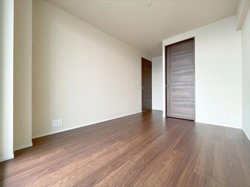 洋室約7帖(WIC付き)