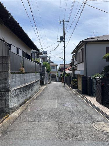 南西側前面道路（2026年5月撮影）