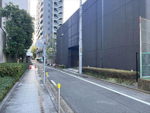 前面道路（南側）