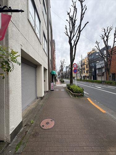 北西側前面道路（2026年4月撮影）