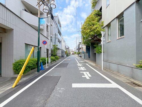 北側前面道路(2026年4月撮影)