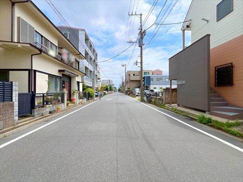 前面道路(2026年7月撮影)