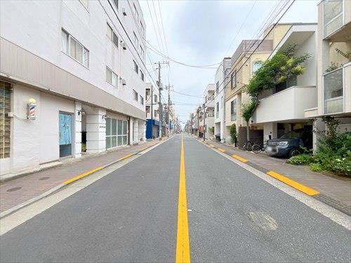 前面道路(2026年7月撮影)