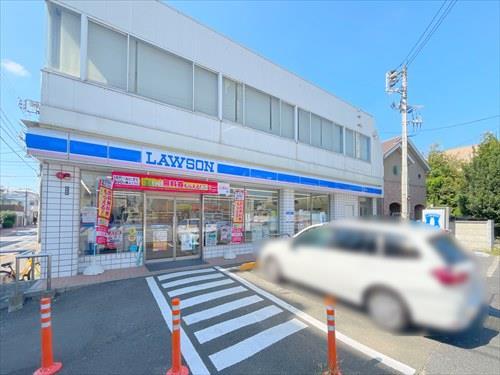 ローソン田園調布1丁目店まで360m