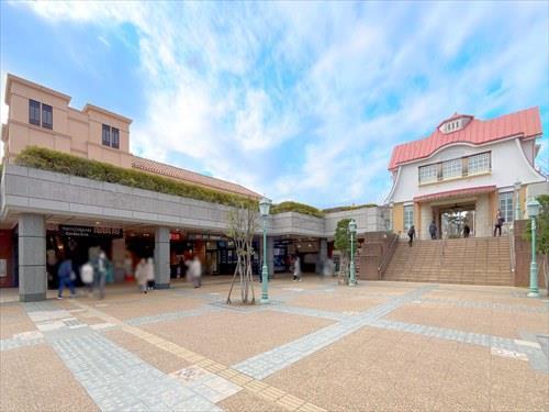 東急スクエアガーデンサイトまで1130m
