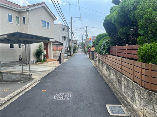 南側接面道路