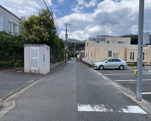 南側道路（2025年7月撮影）