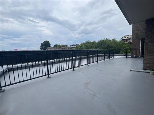 ルーフバルコニー