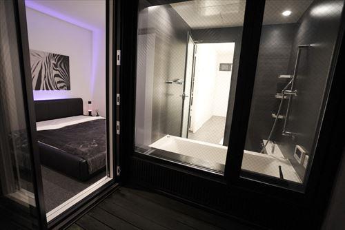 2Fデッキから（浴室）