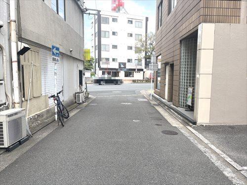 前面道路（北側方向）