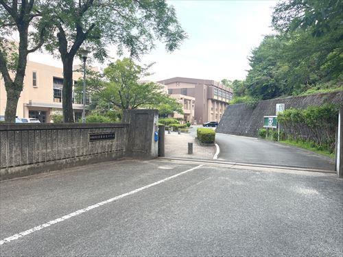 太宰府東中学校まで780ｍ