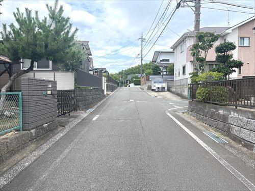 前面道路（北側方向）