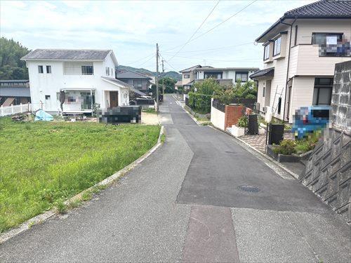 前面道路（北側方向）