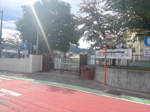 壱岐小学校まで100ｍ