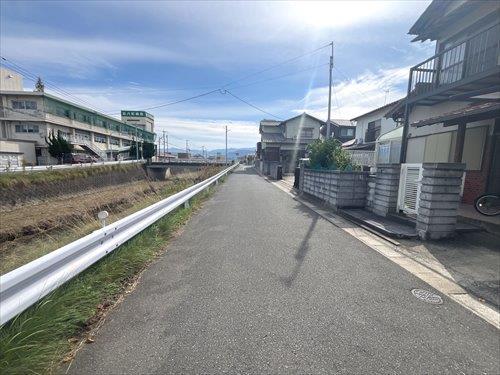 前面道路（南側方向）