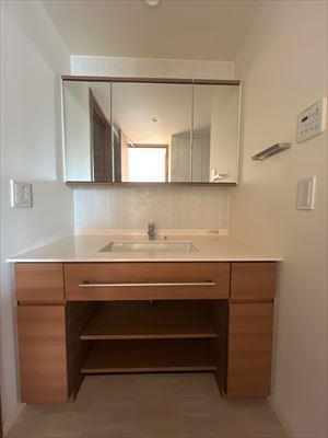 独立洗面化粧台