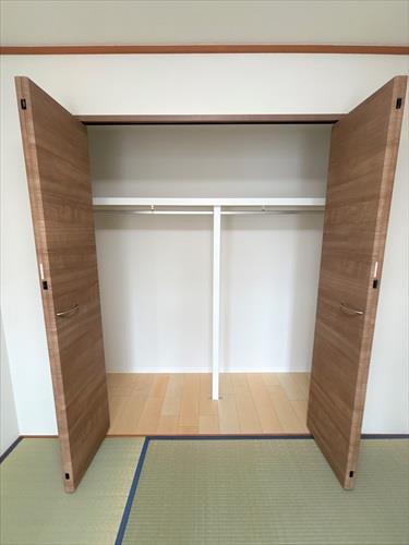 畳コーナー　収納