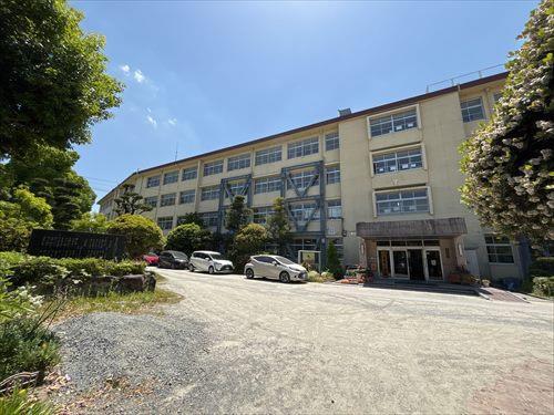 長尾小学校
