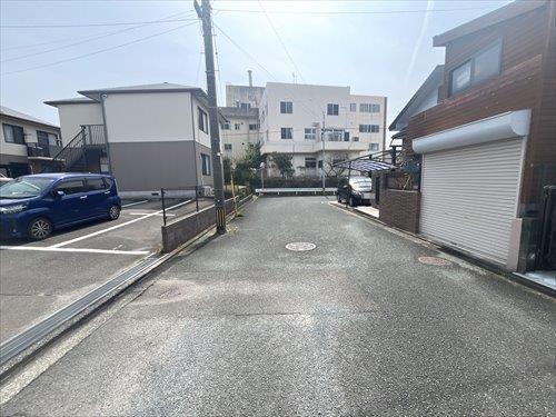 前面道路（南側方向）