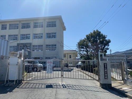 福岡市立堤小学校　560ｍ