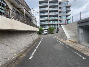 南西側前面道路