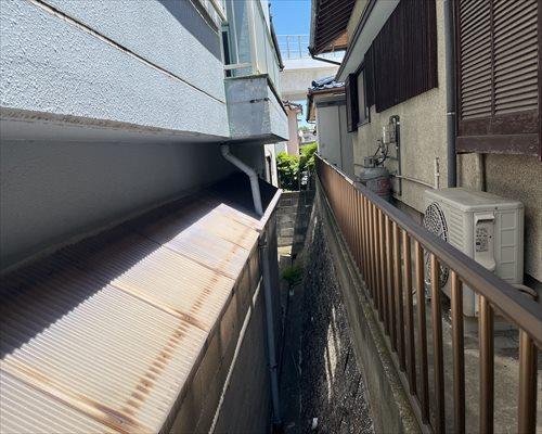 北西側隣地との境界付近（敷地裏）