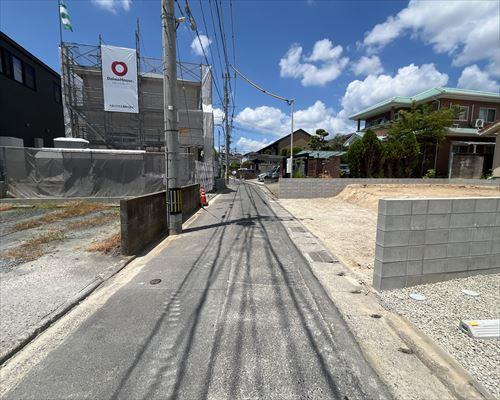 前面通路（2026年7月撮影）