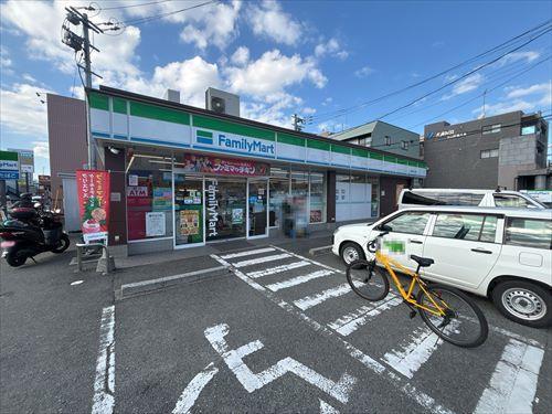 ﾌｧﾐﾘｰﾏｰﾄ神松寺二丁目店（190ｍ