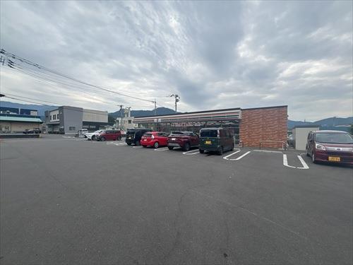 セブンイレブン福岡東入部6丁目店
