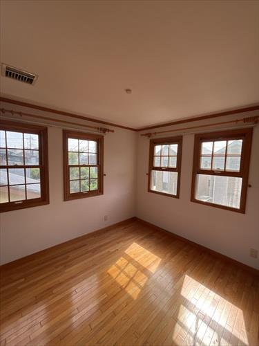 南側約6帖洋室（R7.10月撮影）